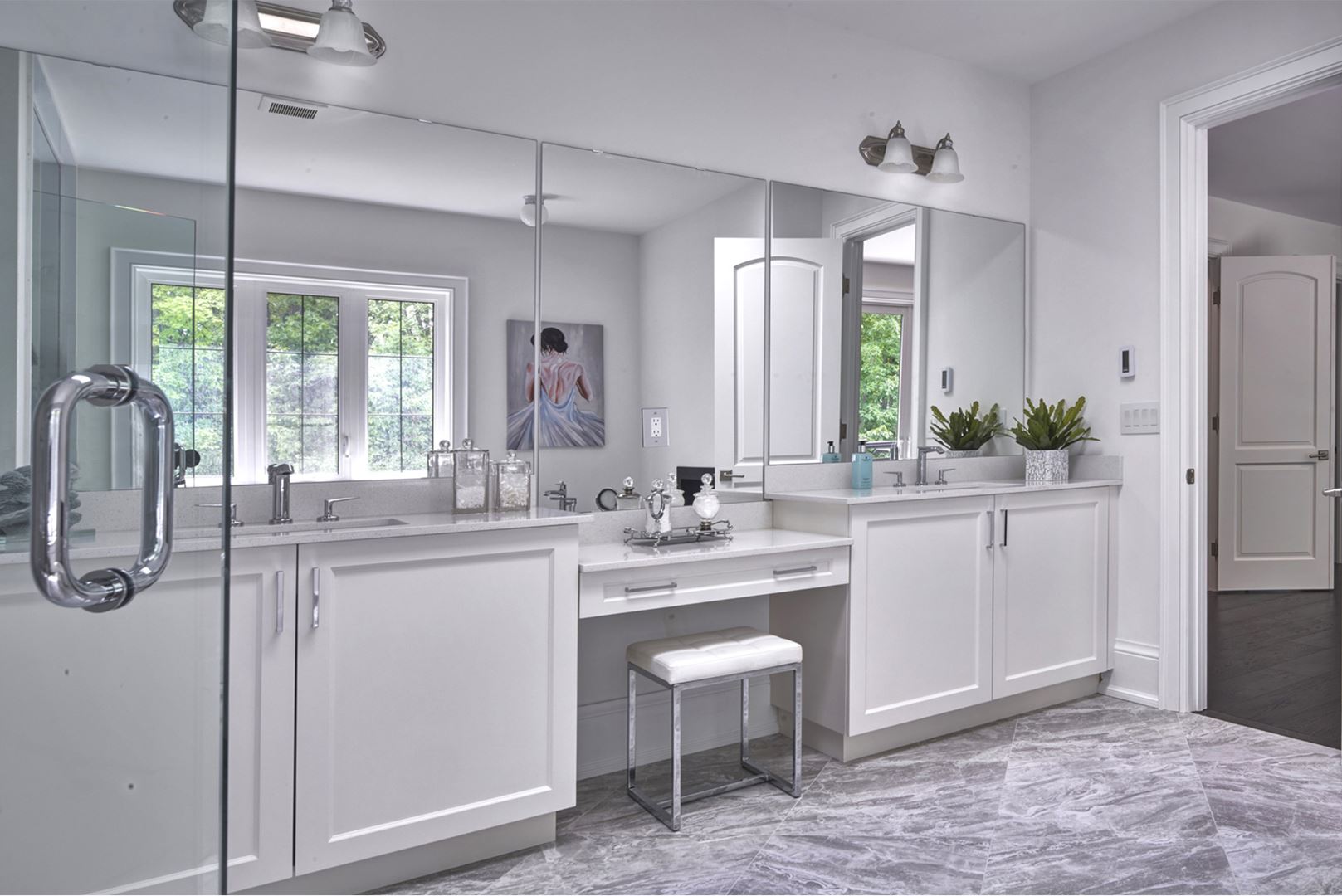 Interior photo of South Cornell