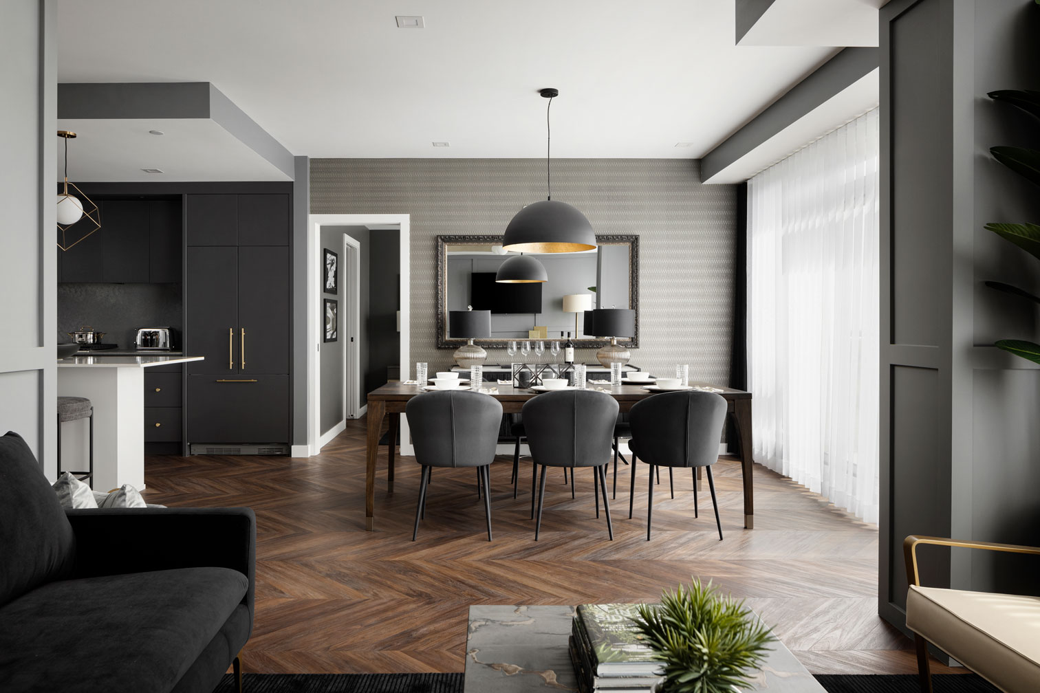 The Pinnacle Suite at Gateway - Dining Room - TRUMAN