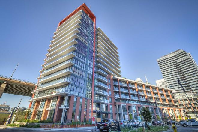 Local at Fort York condos allows short term rentals